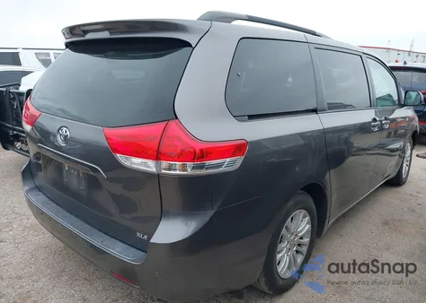 2013 Toyota Sienna Xle V6 8 Passenger из США, поврежденный, VIN 5TDYK3DCXDS383001